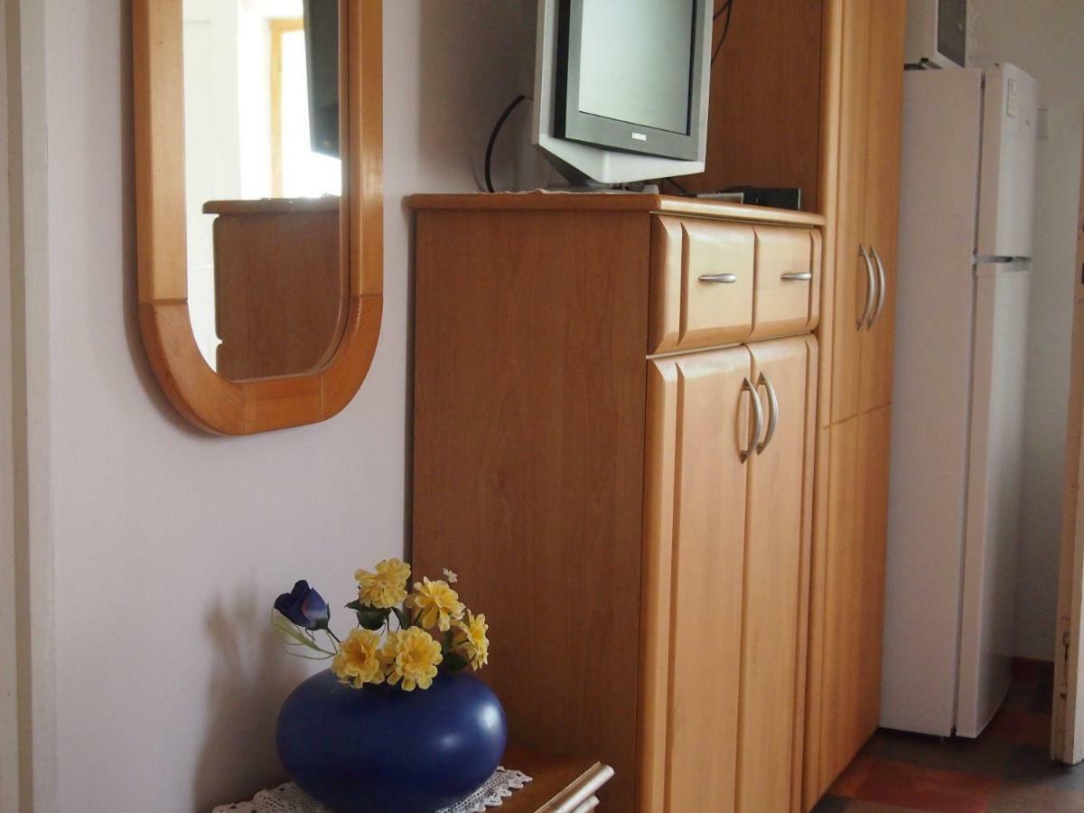 Deel Apartman นีเรกฮาซา ภายนอก รูปภาพ